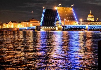 Водная прогулка с аудиогидом на развод мостов