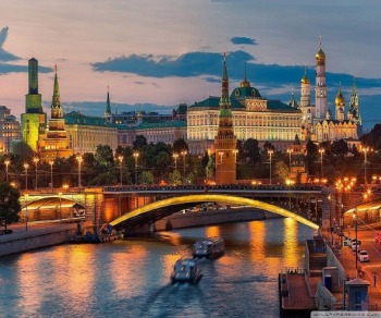 Вокруг Кремля: прогулка на закате