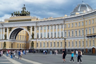 Знакомство с Петербургом: обзорная экскурсия + Эрмитаж (билеты включены)