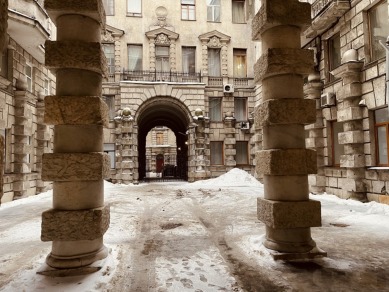 Дворцы и хижины Петроградки