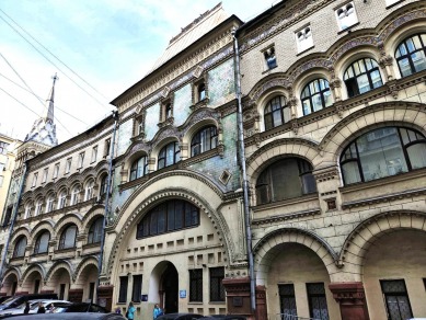 Переулки Тверской: скрытые сокровища улицы-витрины