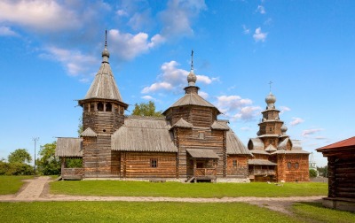 Родные просторы вблизи Златоглавой: древние города, мастер-классы, застолья и отдых на пас