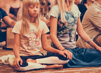 Медитация «Развитие сердца воина» для взрослых и детей в буддийском центре