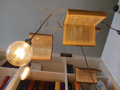 Прогулка по книжным магазинам Петербурга