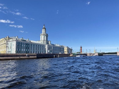 Петербург налегке: обзорная экскурсия + прогулка по Неве