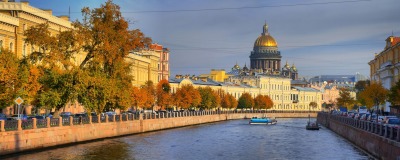 Путешествие из Москвы в Петербург: автобусный тур по Северной столице и окрестностям