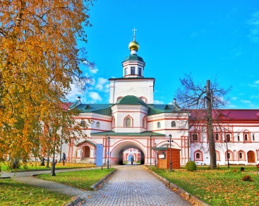 По государевой дороге: из Петербурга — в Великий Новгород и на Валдай