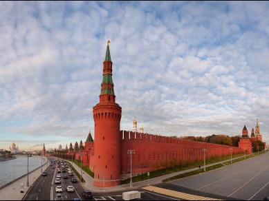 Вокруг стен Московского Кремля