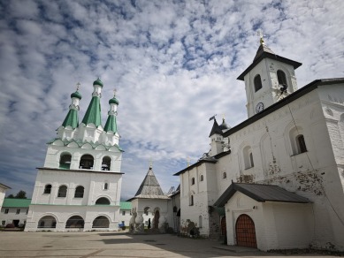 Из Санкт-Петербурга — в Александро-Свирский и Введено-Оятский монастыри