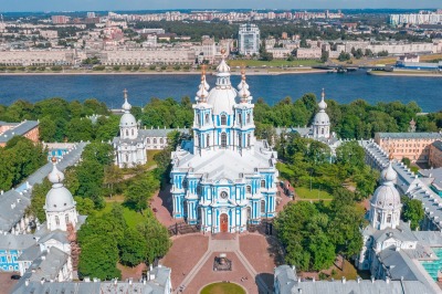 Смольный институт благородных девиц