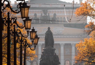 Театральный Петербург в мини-группе