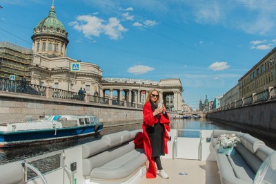 На катере — по малым рекам и каналам Петербурга
