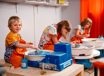 Пробный мастер-класс по гончарному делу для взрослых и детей