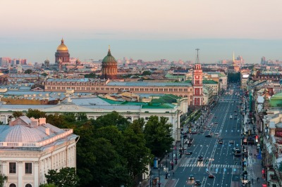 Знакомьтесь, Петербург!